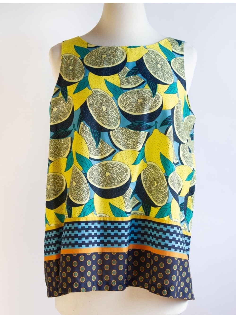 Ann Taylor Lemon Citrus Cotton Sleeveless Split Back Camp Top, Small